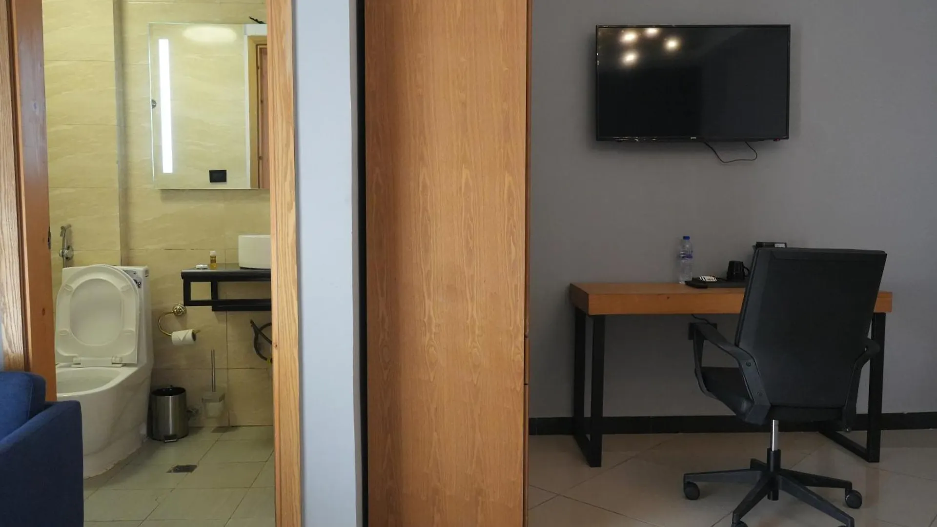 Mazeki Addis Boutique Hotel